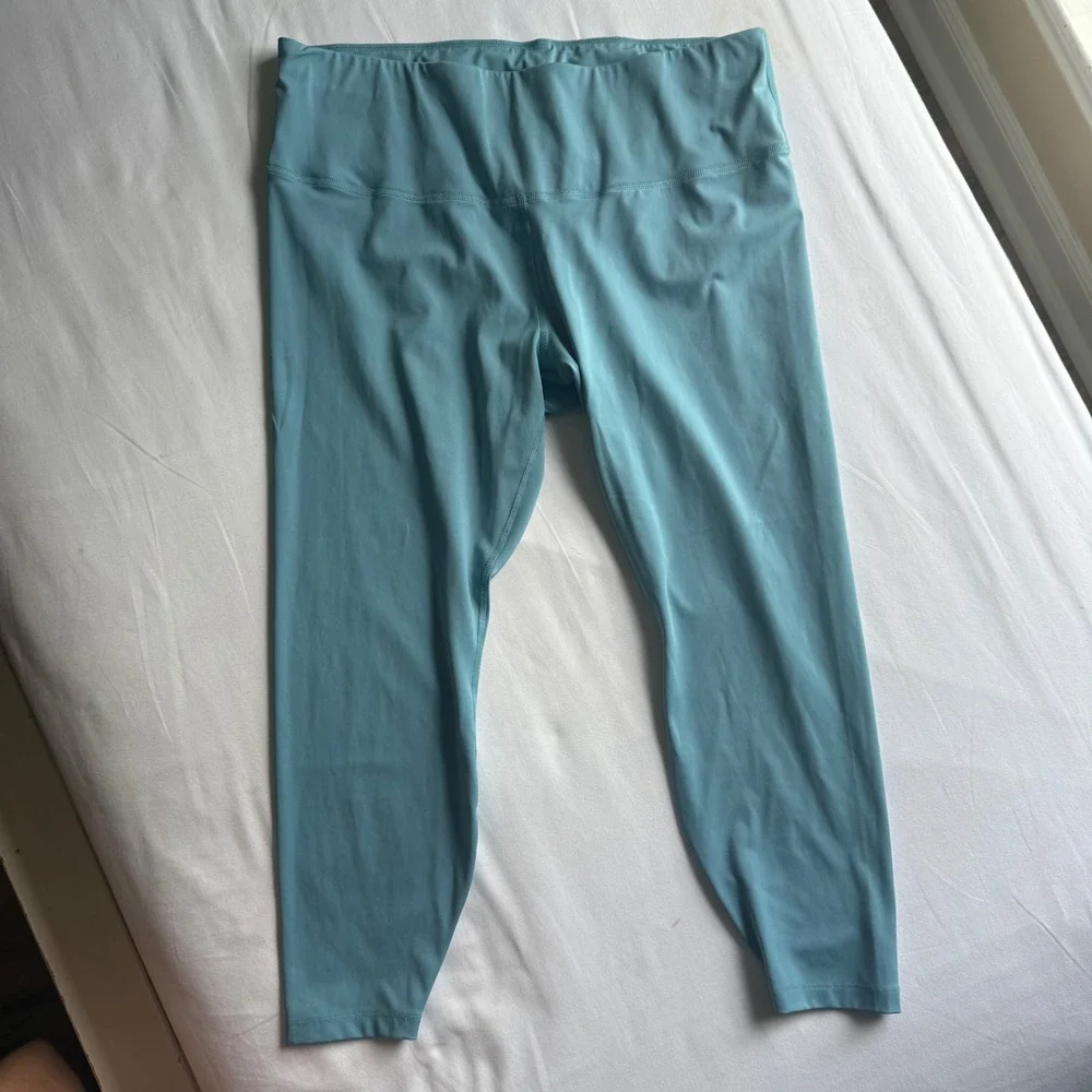 Nike Dri-FIT Womens 2X Teal Blue Cropped Leggings Athletic Tights Activewear